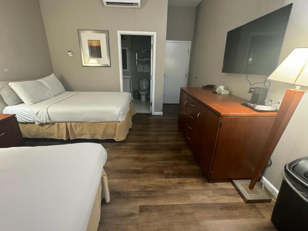 Standard Double Room interior